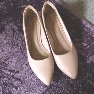 Ultimate comfort collection by Clarks blush heels size 8